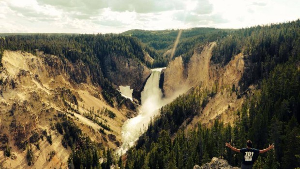 thing-19-see-hear-geyers-explode-yellowstone